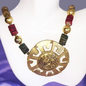 MUSEUM REPRO AZTEC GOLD SUN AND HESHI NECKLACE-NEW